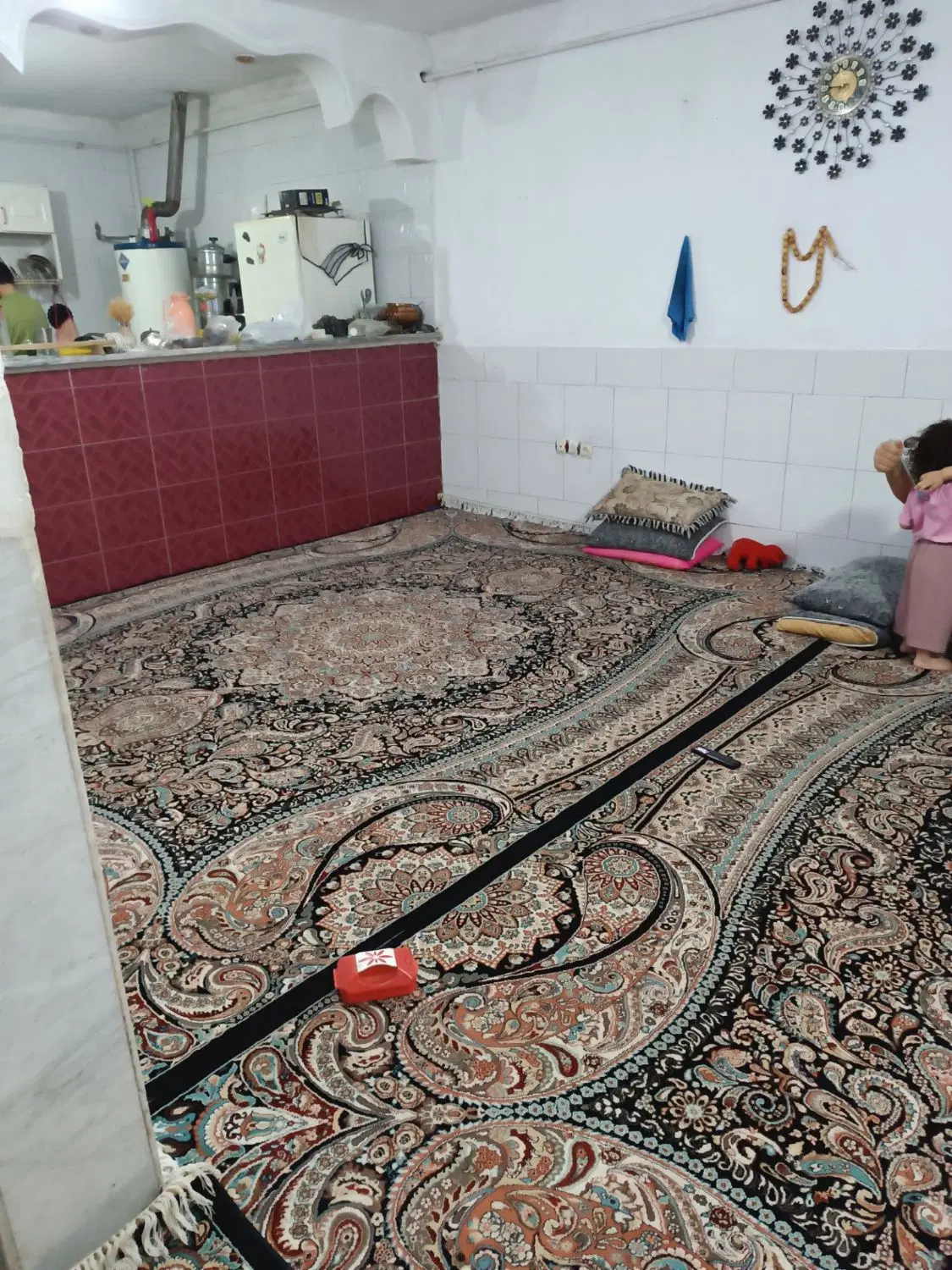 یه خانه واقع در تازه آباد
