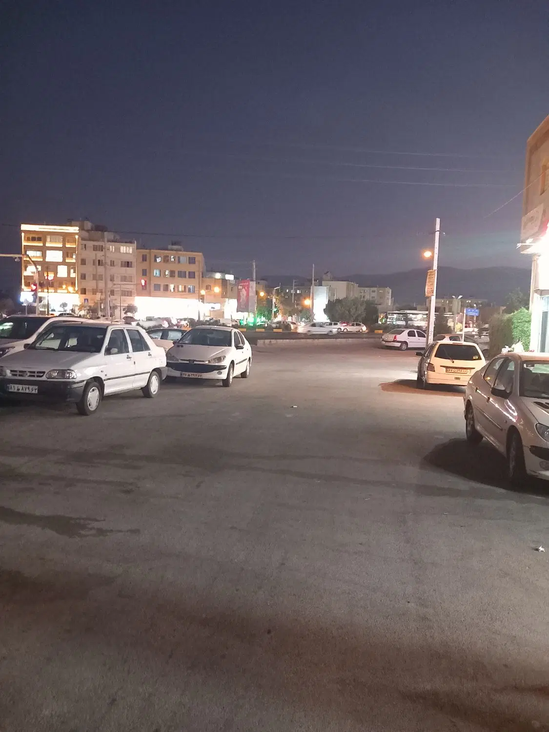منزل ۱خوابه و یه سوئیت ۲دستگاه واحد با هم