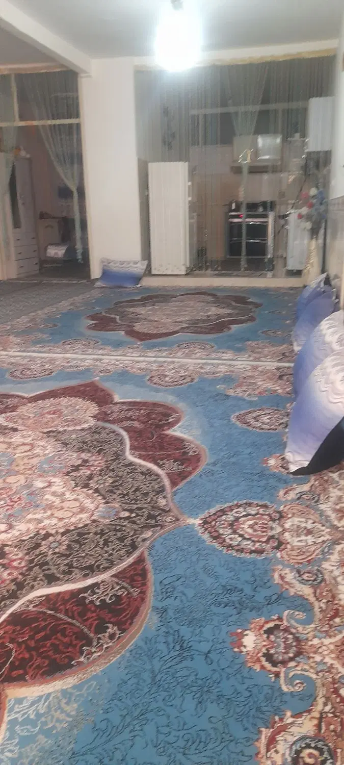 همکف 100متر باحیاط محدوده‌ درمانگاه زرین حصارامیر