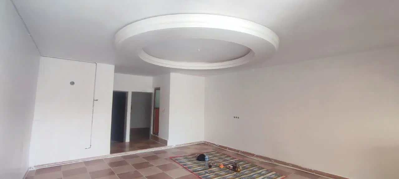 طبقه بالا ۱۲۰ متر