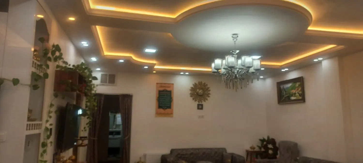 منزل فاز یک ۱۴۹متر چهار خواب،فول آپشن،زیر قیمت