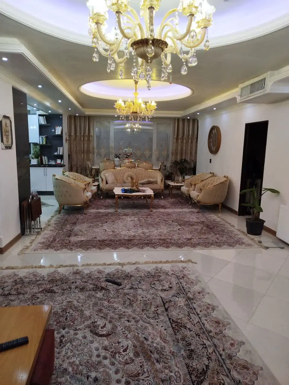 اپارتمان۱۱۵متری نواب خیابان نگارستان