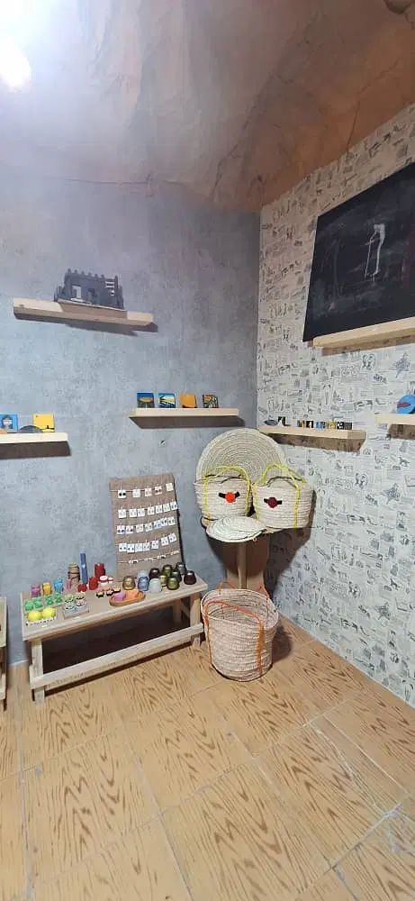 مغازه 14 متری