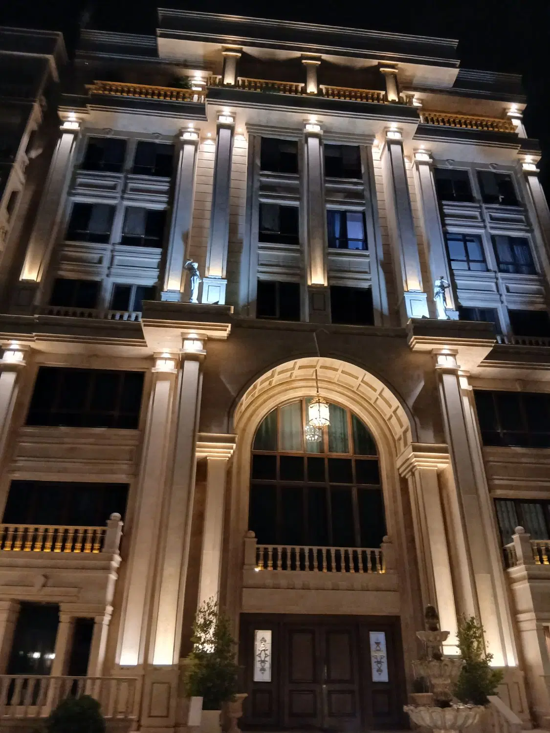 فروش آپارتمان سوپر لاکچری باغستان غربی کرج