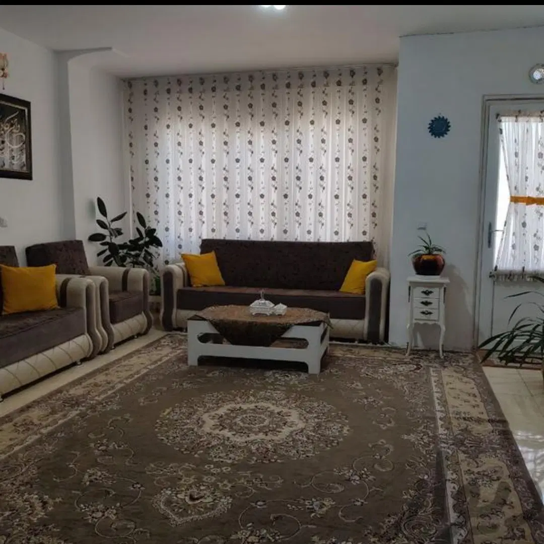 85متر مجتمع فرهنگیان