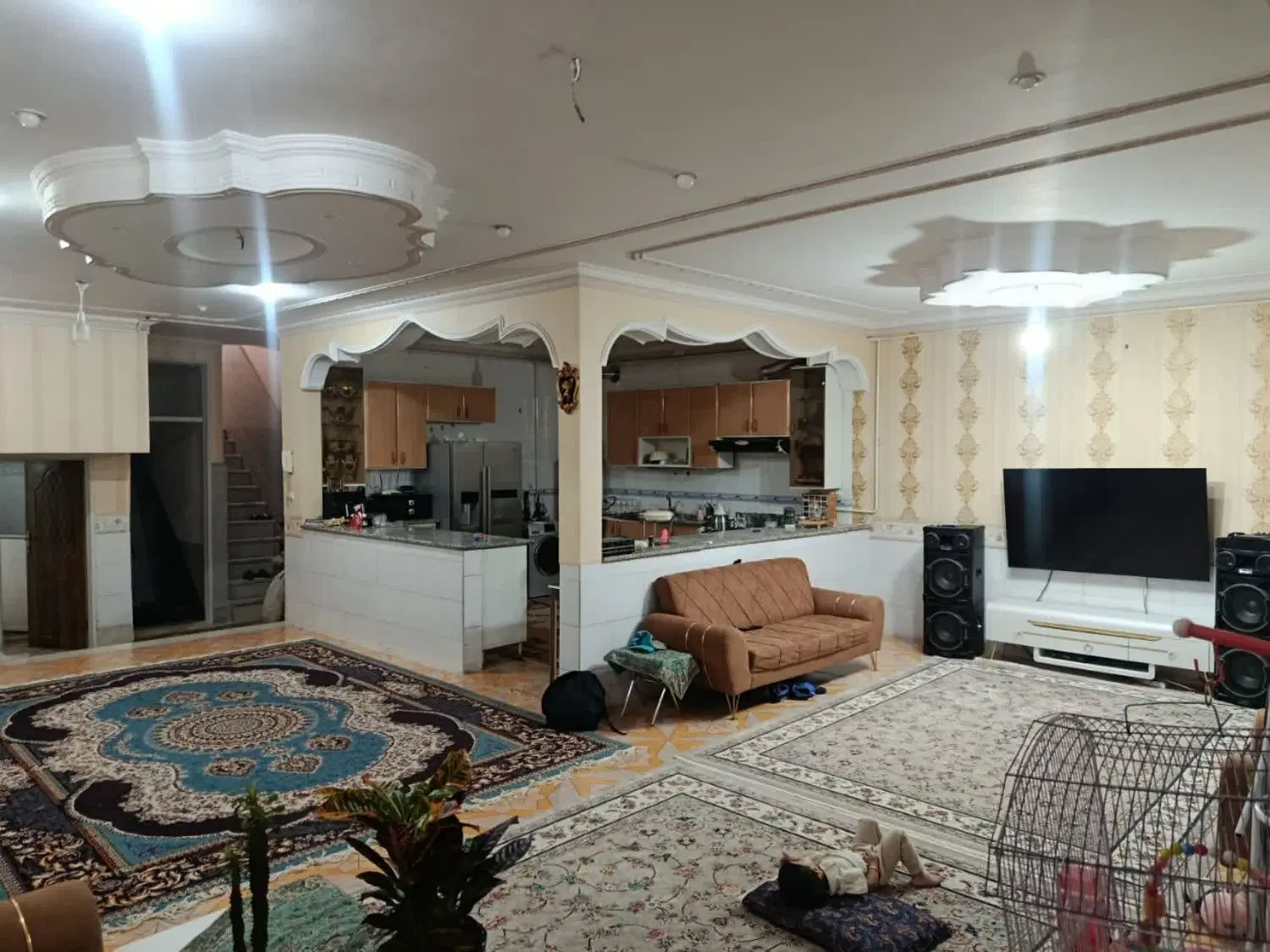 اجاره زیر زمین بلوار خامنه‌ای