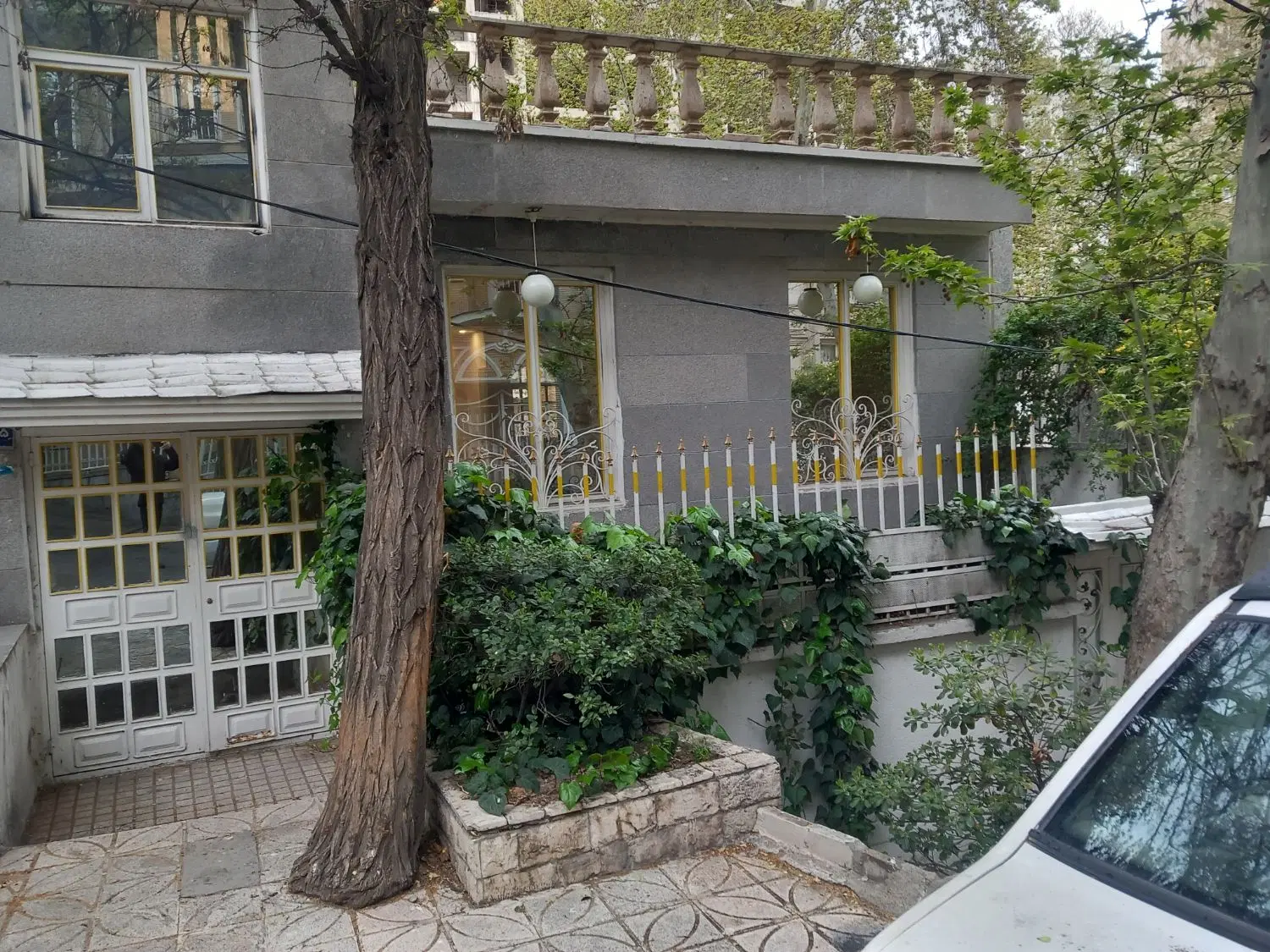 تعویض ملک ۱۰۰ متری بااپارتمان نوساز