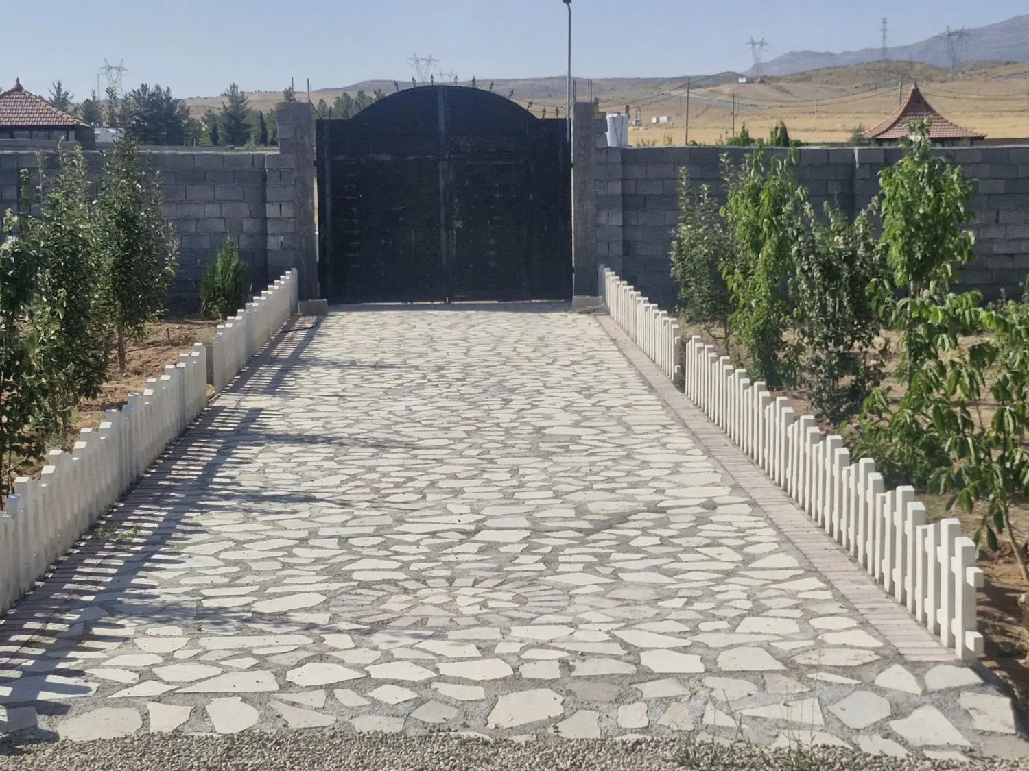 فروش باغ شهری کمره سرخی