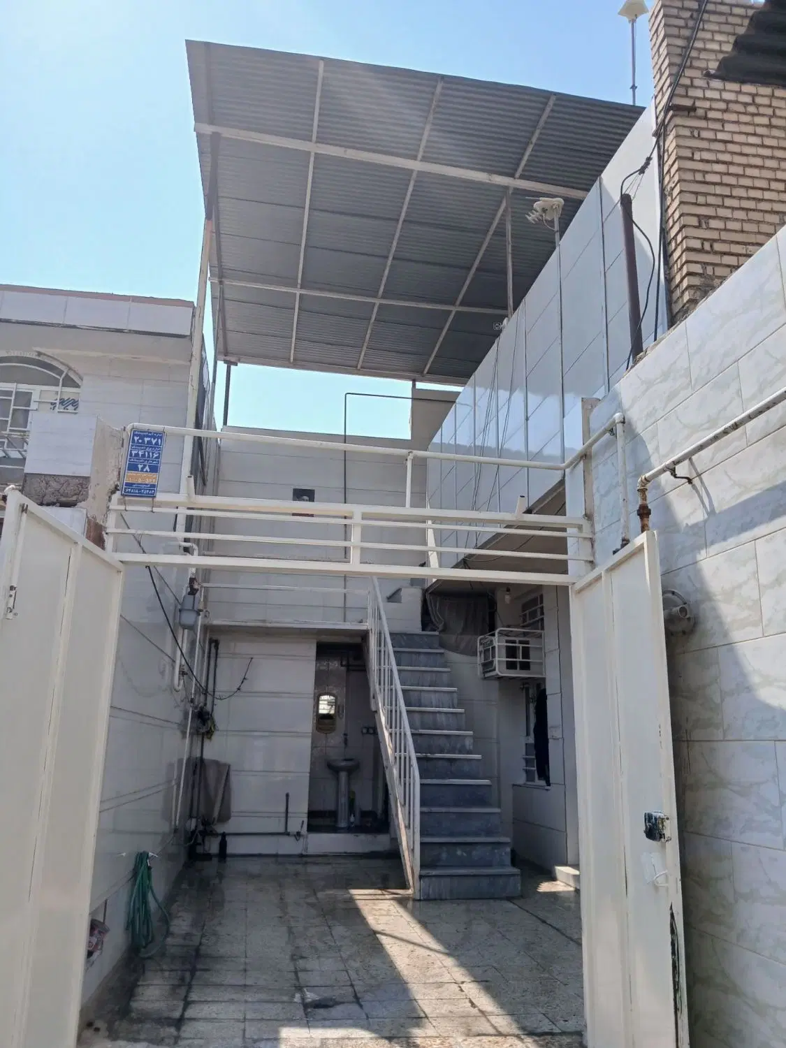 خانه دوطبقه