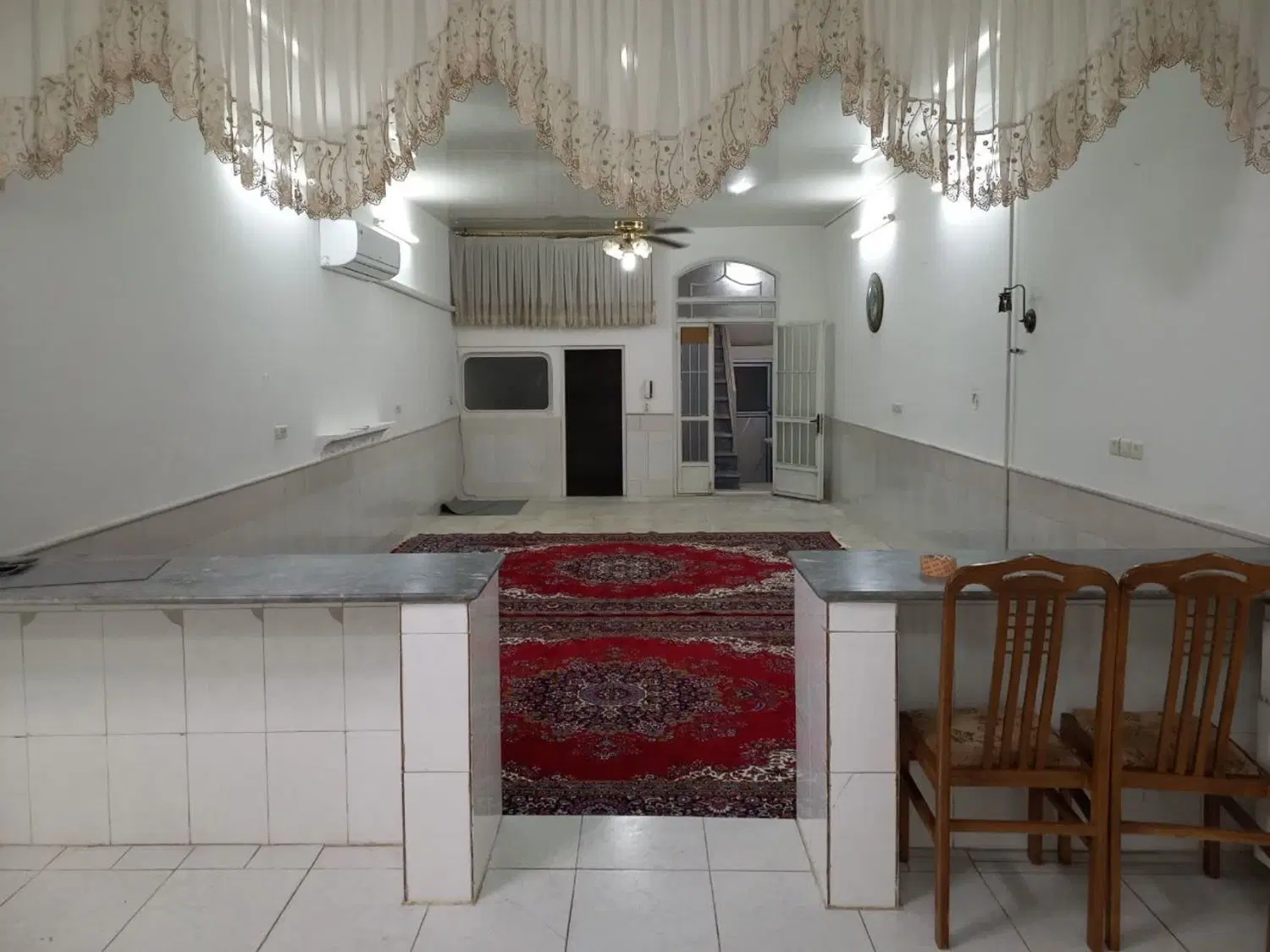 زیرزمین ۹۰متری اجاره ای