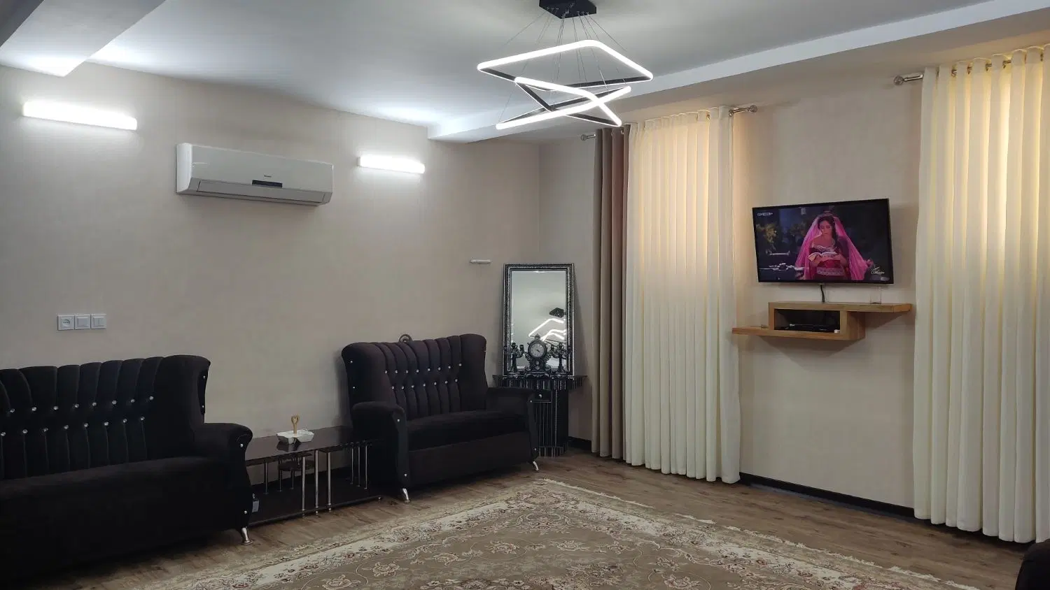 فروش آپارتمان شیک و تمیز فول امکانات
