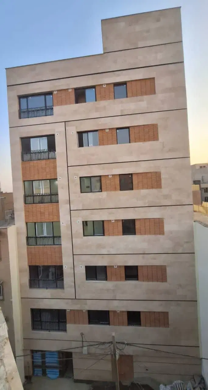 ۳۷ متری فول امکانات کلهر