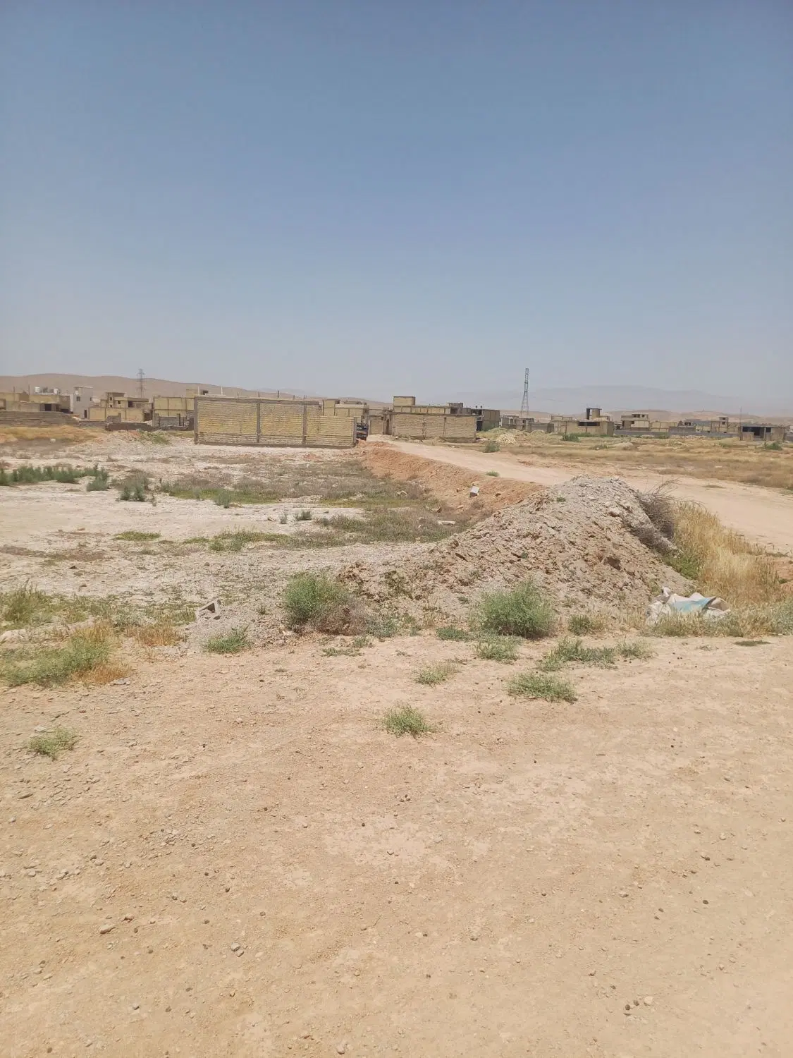 زمین ۱۰۰متری