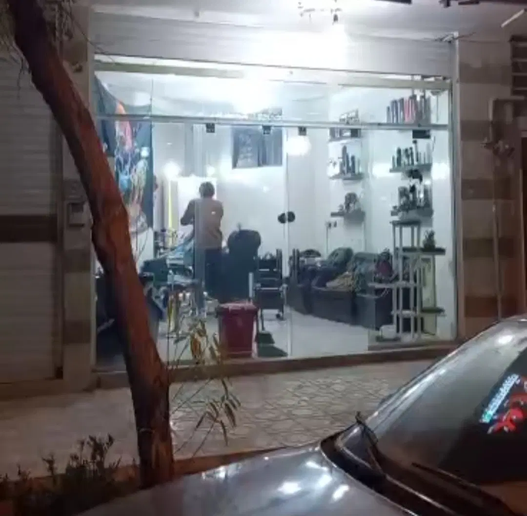 مغازه خیابان اصلی سهراب سپهری