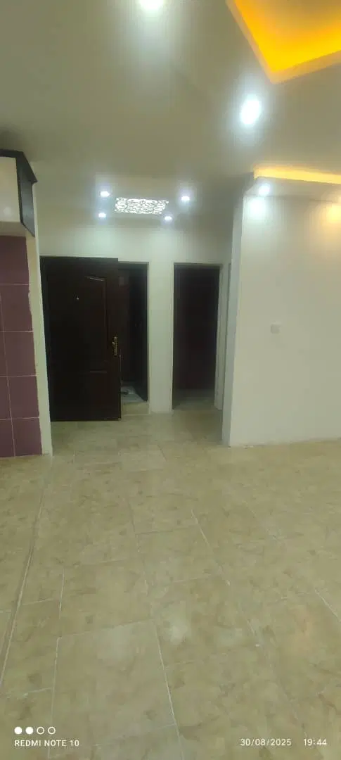 اساس گستر شرق تک خواب
