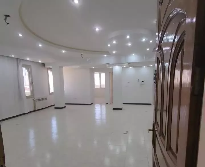 ۱۳۸ متر ۳ خواب تک واحدی شهرک آزادی(فرهنگیان)