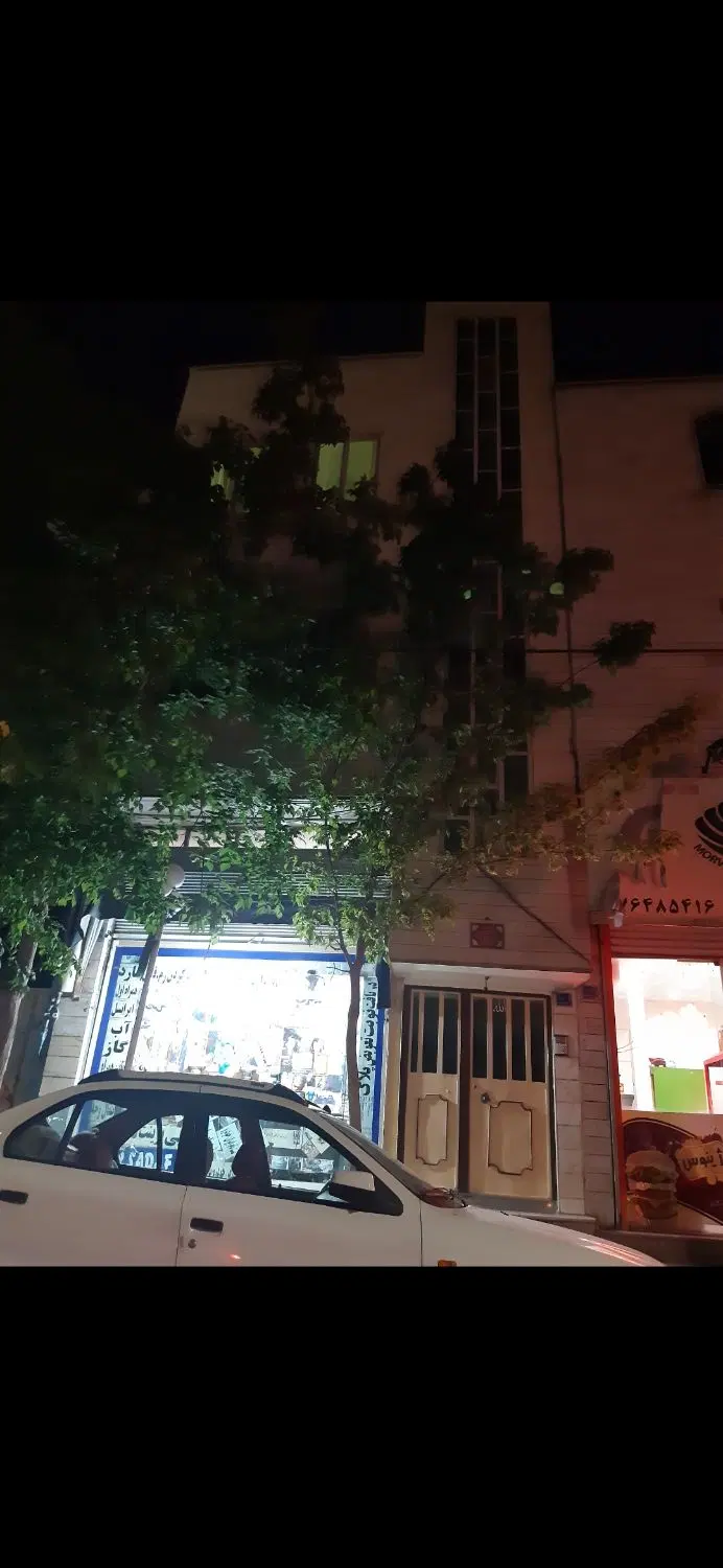۱۴متر مغازه  به همراه ۳۰ متر سویت