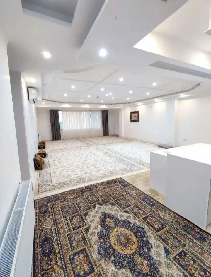 دوخواب۱۲۰متری شیک آماده تحویل بلوارشیخ مفیداصناف۴