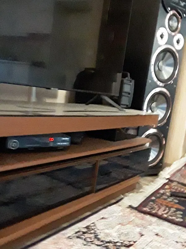 به یک هم خونه ی خانم نیازمندم