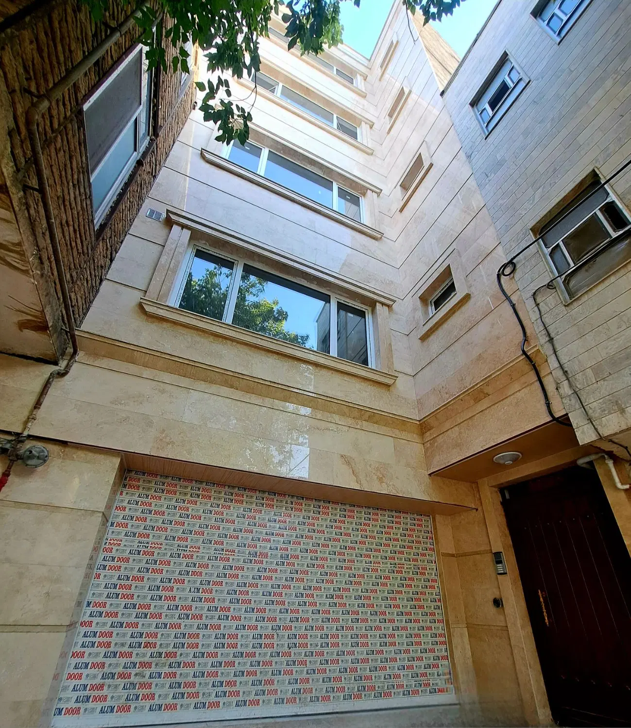 آپارتمان ۹۱ متری نوساز خشک خیابان شکارچی