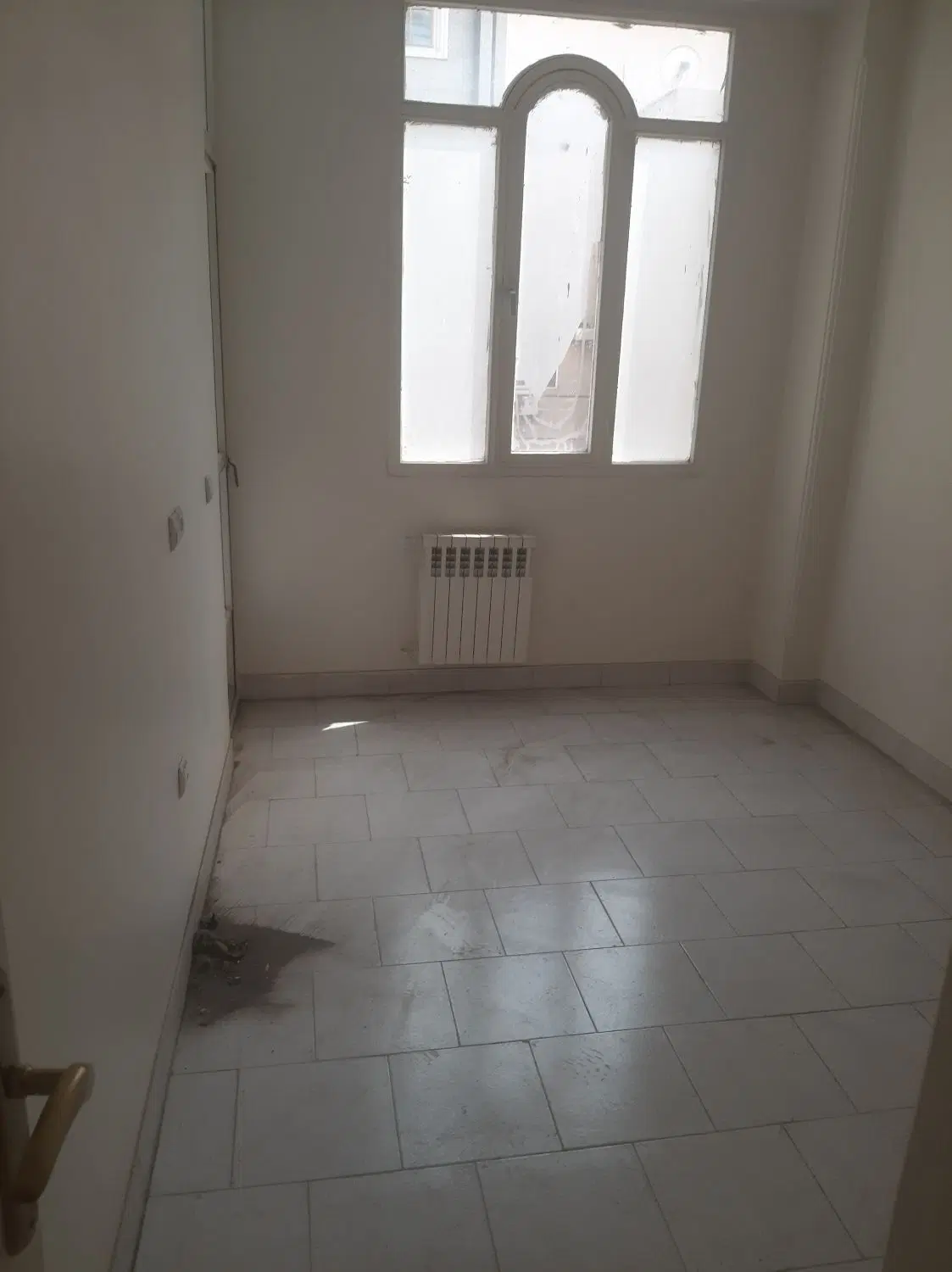 آپارتمان ۹۰ متر طبقه دوم بدون آسانسور