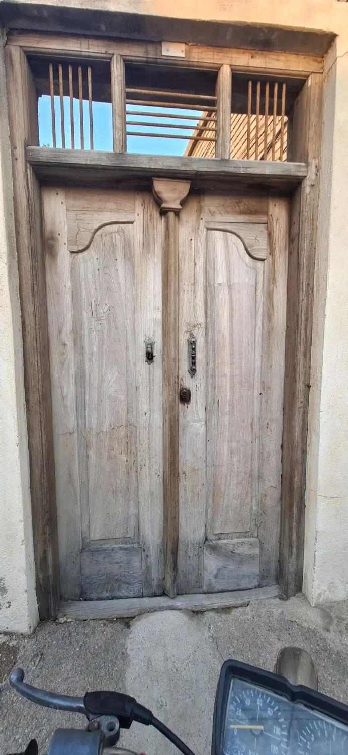 زمین پشت بند دره ۲۳۳متری