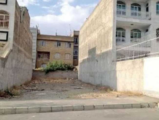 زمین ۸۰ متری مرزیجران ظهور ۸