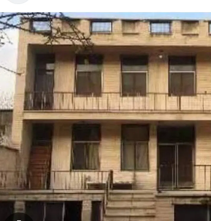 فروش ملک کلنگی قابل سکونت با دستورنقشه پنج طبقه