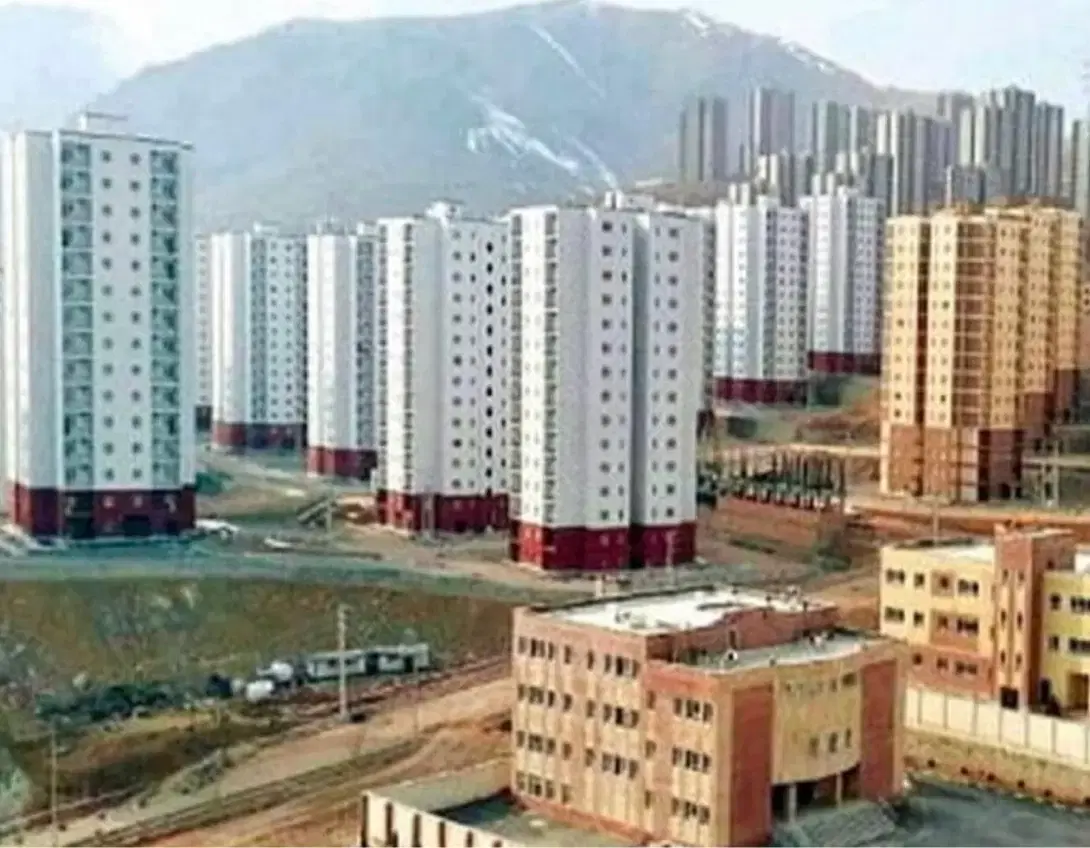 150 متر زمین مسکونی _ بر کوچه 10 متری _ در جمکران