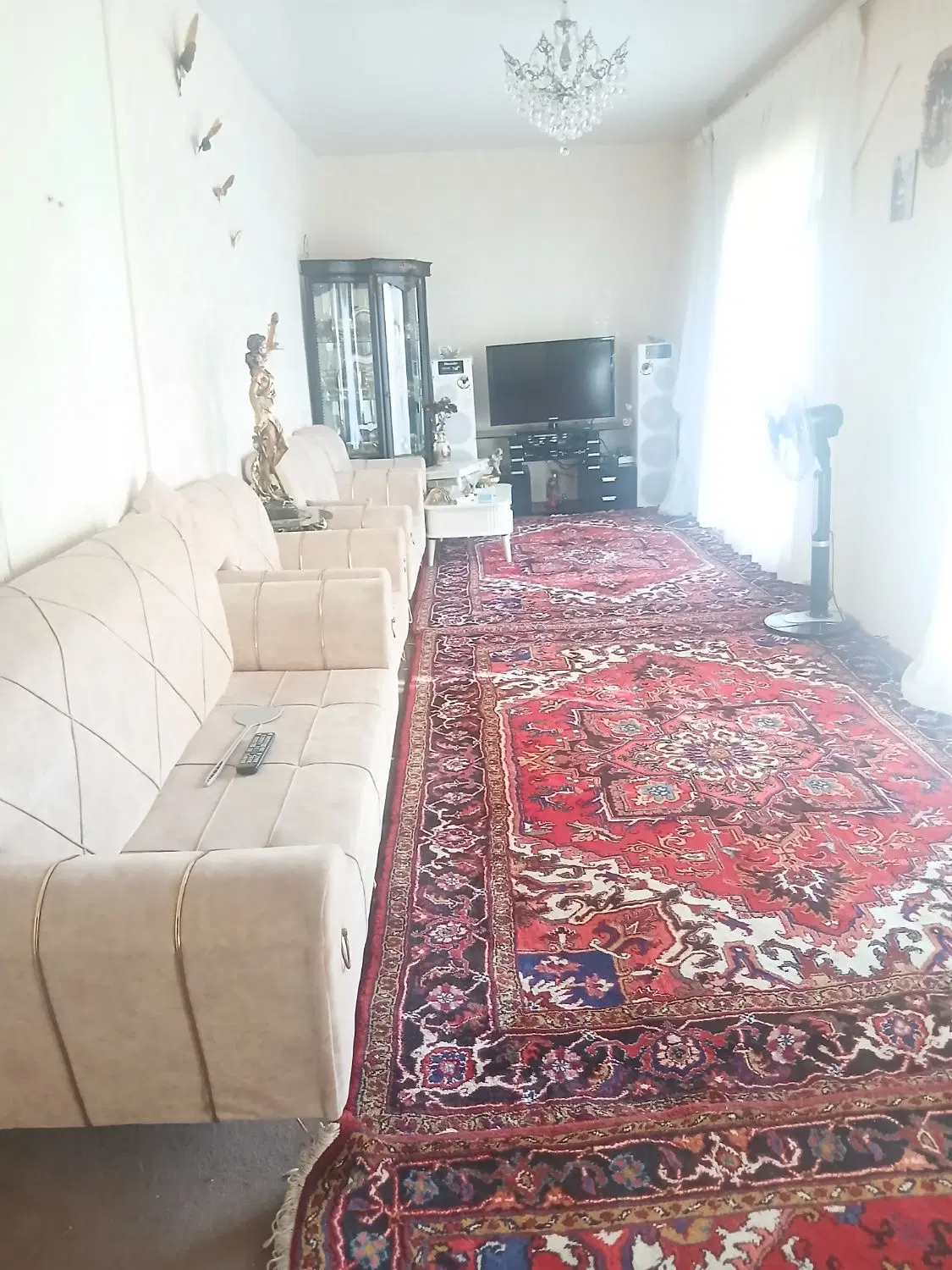 حیاط یک ونیم طبقه ۱۳۰متری سربازشهیدایده لو بازارچه