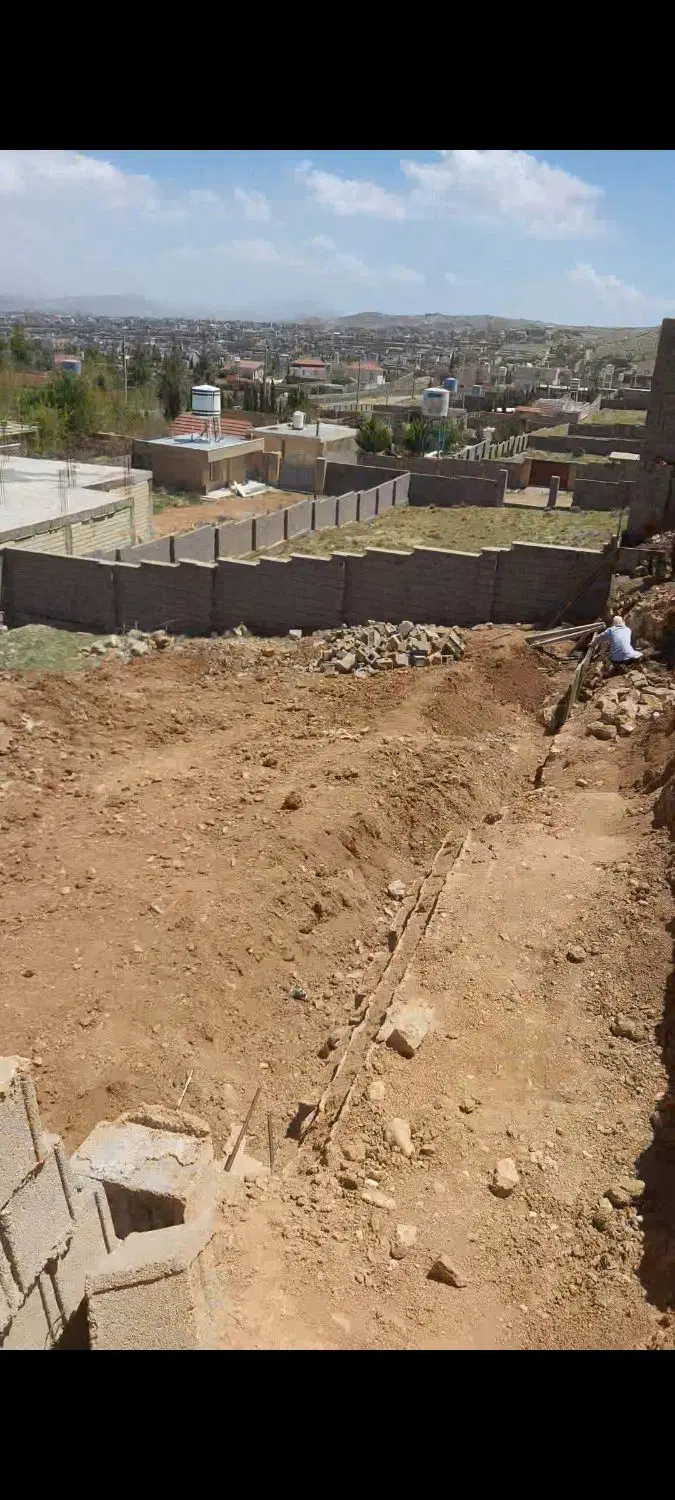 زمین ۱۰۰۰ متری باغشهری قلات با نگهبانی ۲۴ ساعته