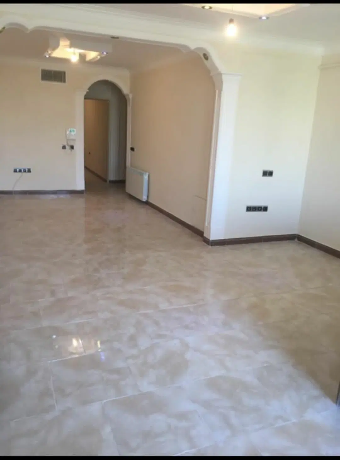 فروش آپارتمان ۷۰ متری پونک امیرکبیر