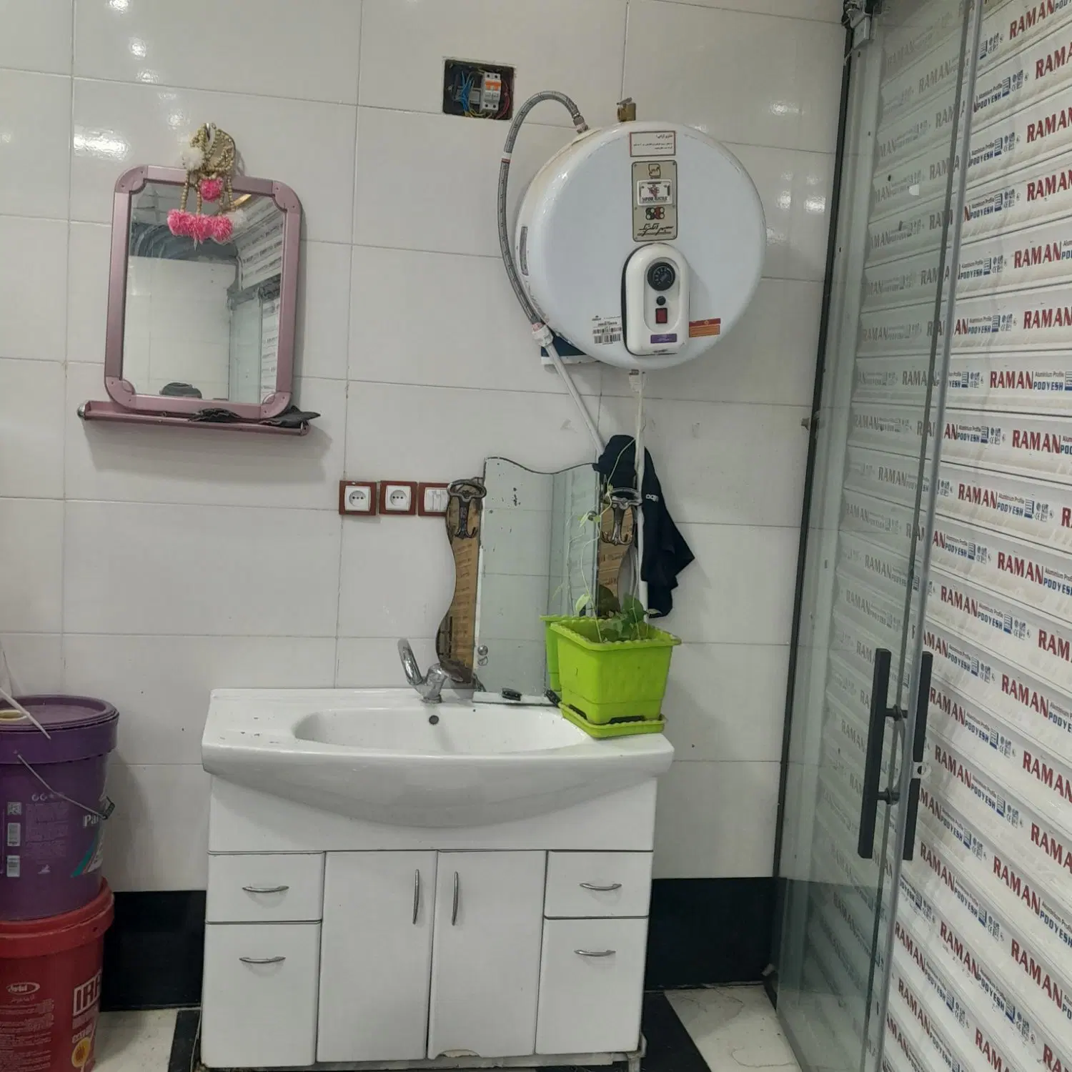 اجاره دو دهنه مغازه سرابتاوه