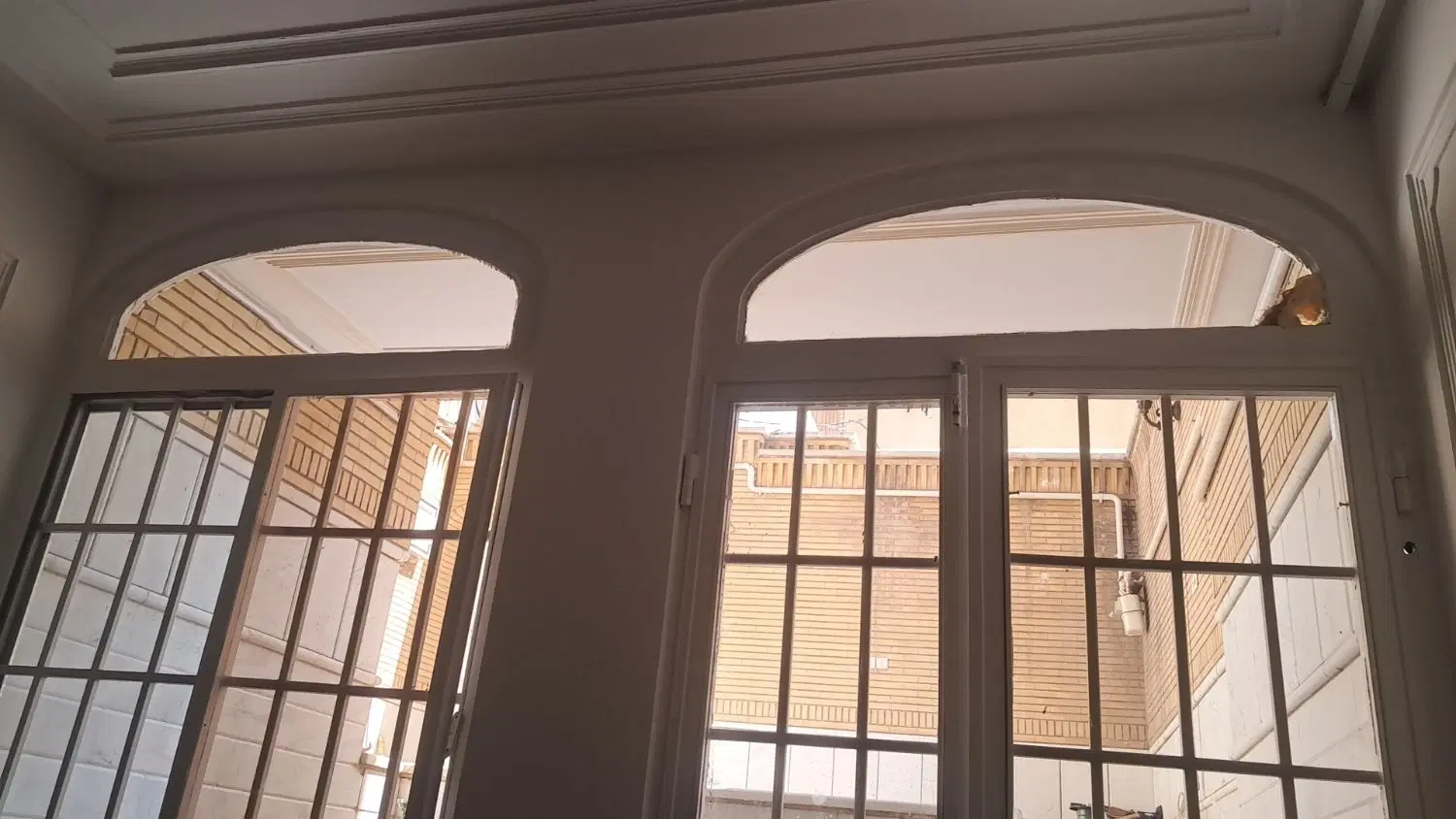 زیرزمین ۱۰۰ متری تک خواب _ بلوار قائم
