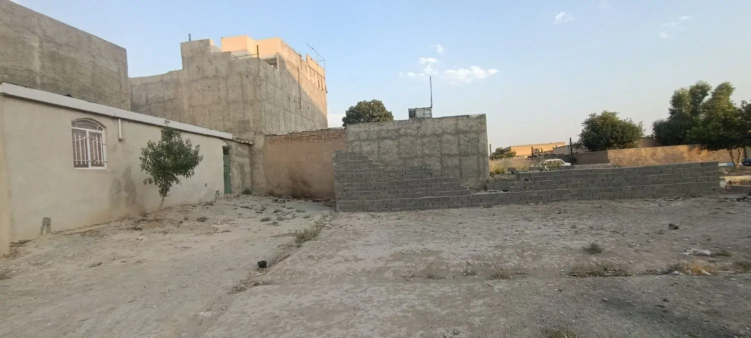90 متر زمین آماده دریافت فیش ساخت