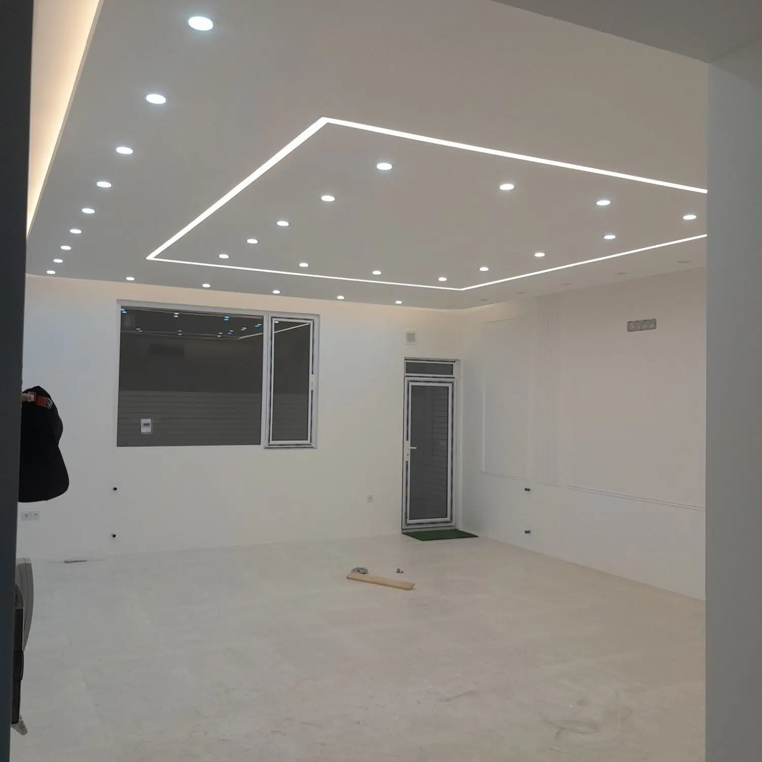 ساختمان مسکونی دوطبقه تکمیل شاهدیه بهارتکس