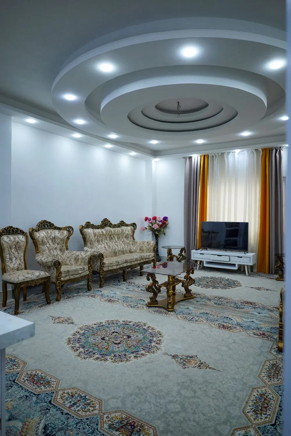 ویلا دوخواب با محیط جنگلی و دلنشین