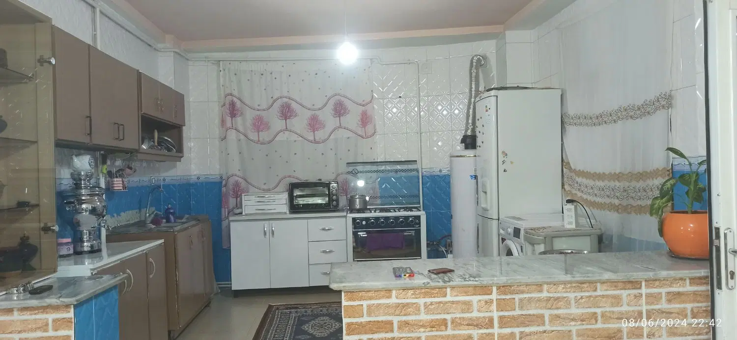 یک واحد اپارتمان ط اول  واقع در دوشان بفروش میرسد