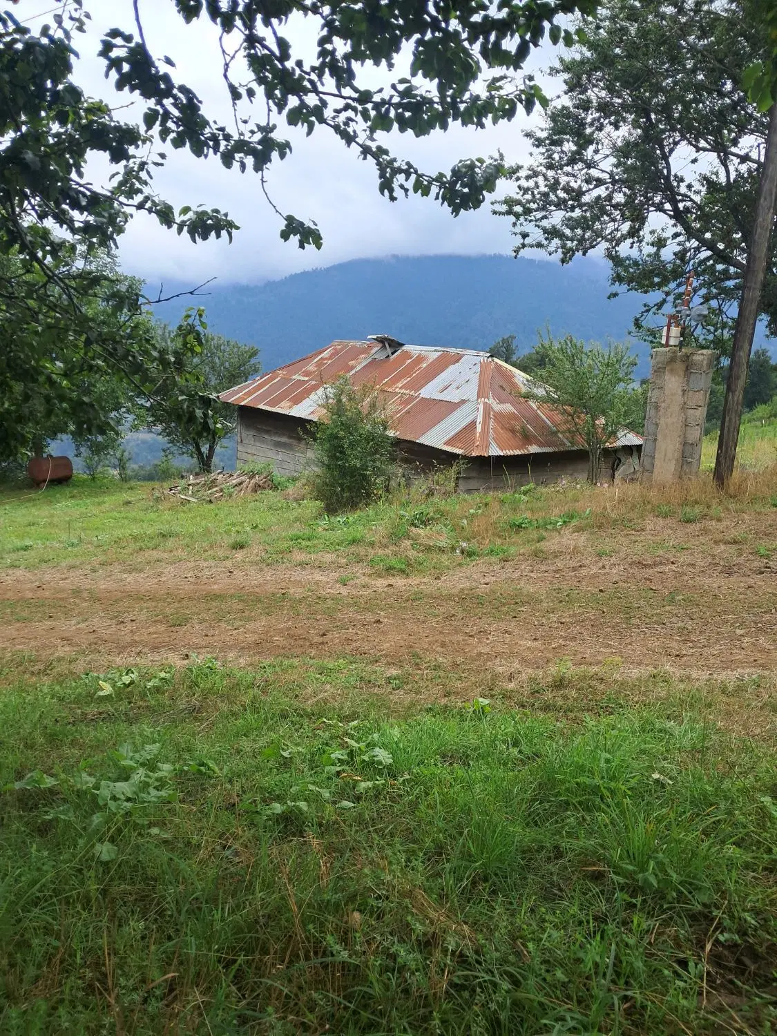 زمین با پروانه ساخت ۲۷۰ متر ییلاق مریان