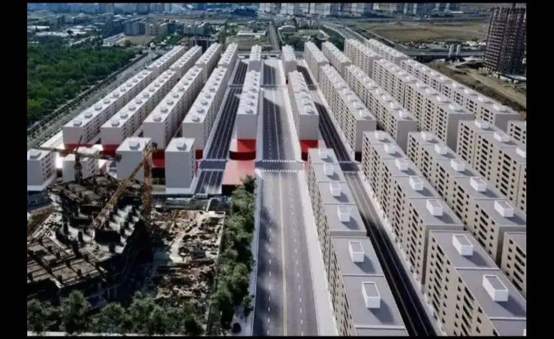 ۱۳۰ متر پهنه طبیعت چیتگر و ۲۸ متر تجاری چهار باغ