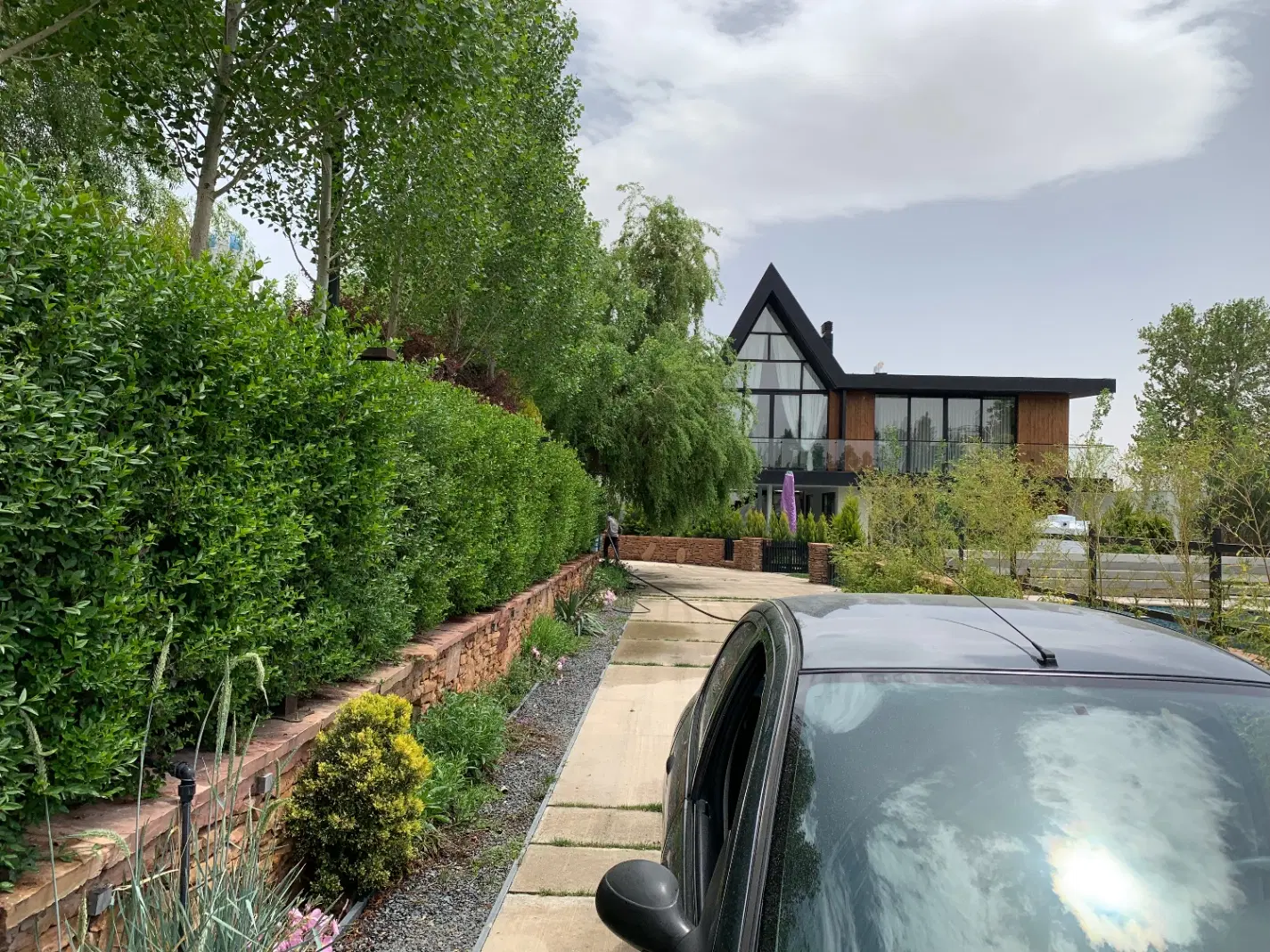 بر جاده سهیلیه_۴۱۰ متر ویلا_قدمت بنا