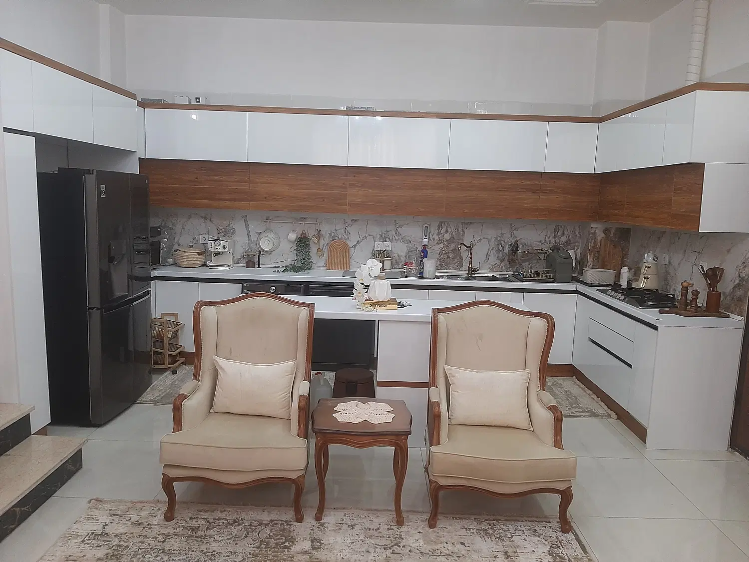 رهن و اجاره آپارتمان 95 متری شهرک فرهنگیان