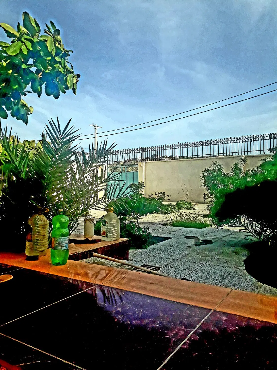 فروش خونه باغ ویلایی دوطبقه ۱۰۰۰مترزمین ۴۵۰مترزیر.