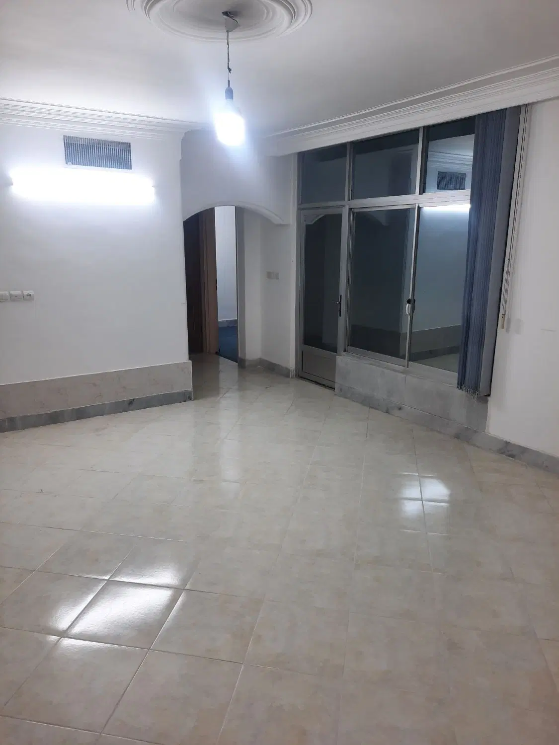 رهن و اجاره منزل دو خوابه خ جی