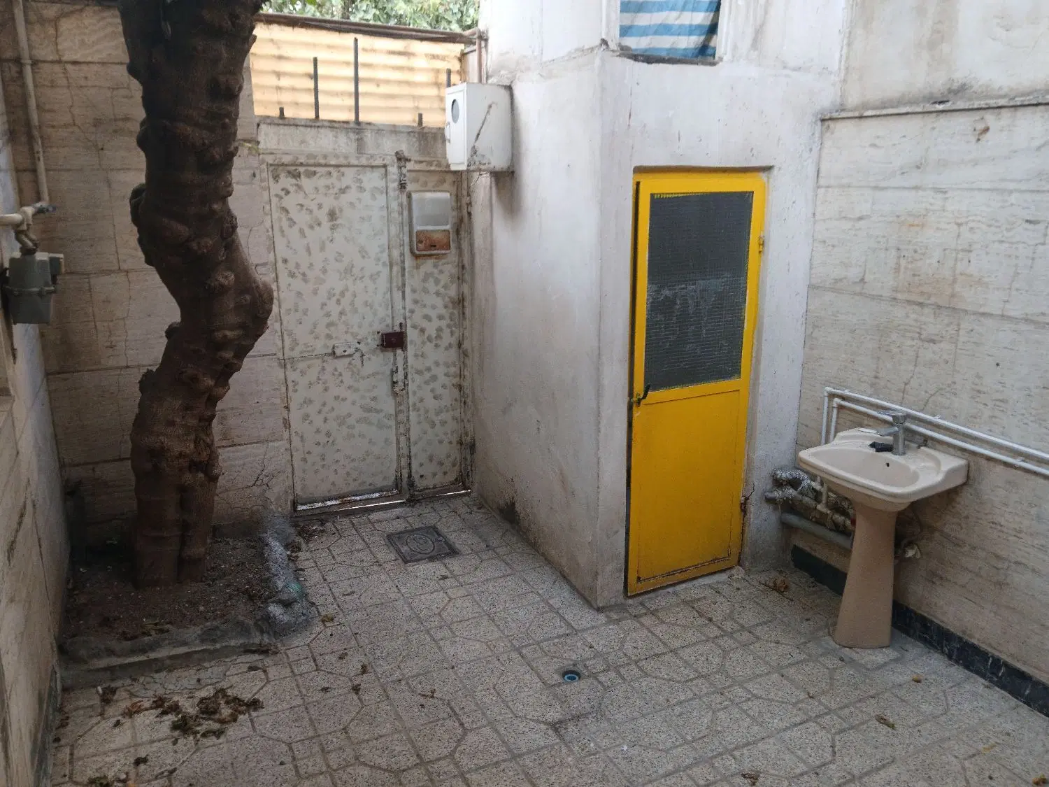 منزل ویلایی (مشاور املاک مویدی)