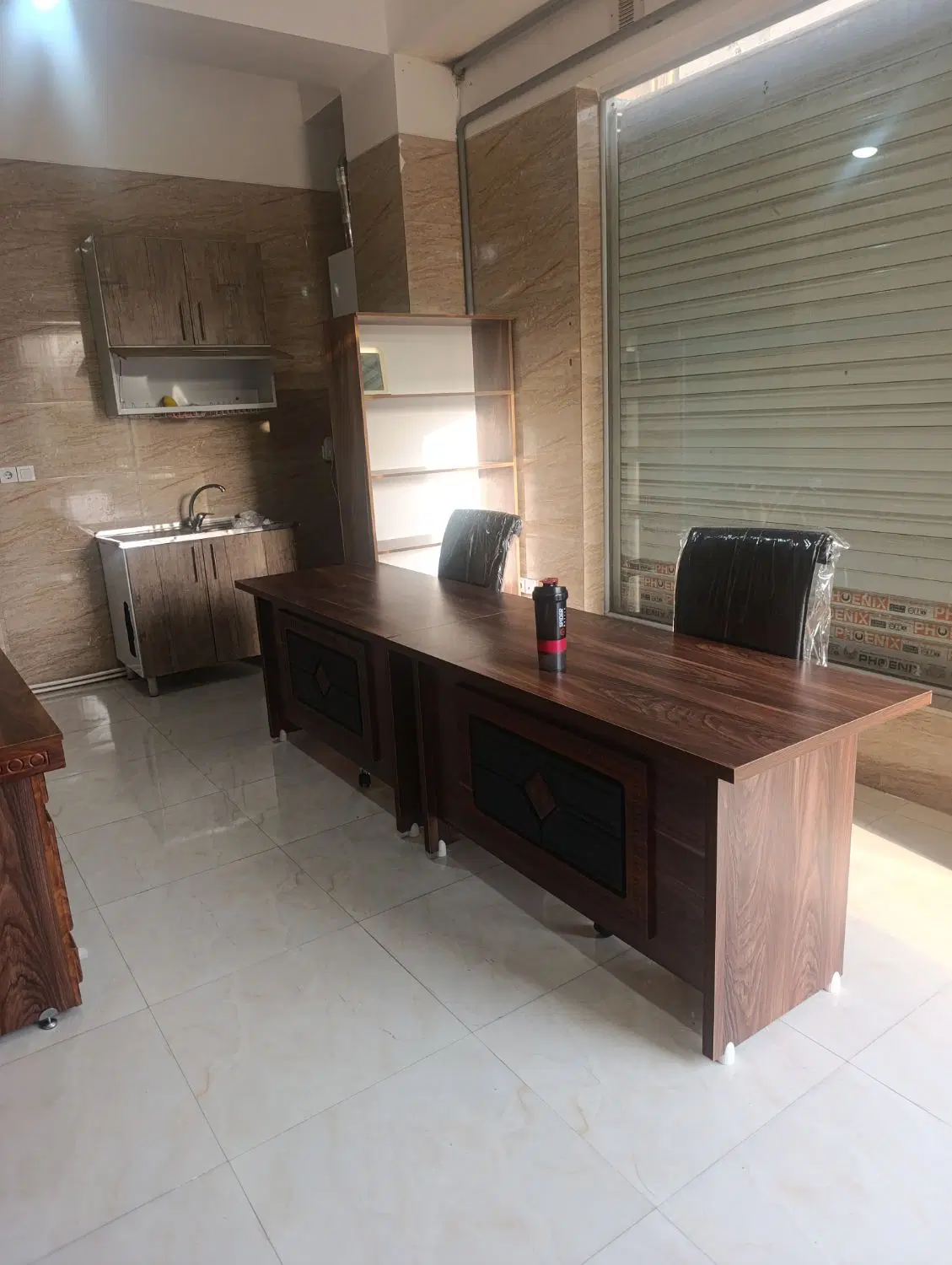 اجاره کانتر (میز کار) در آژانس مسافرتی