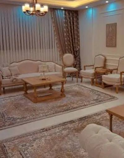 مستاجرم