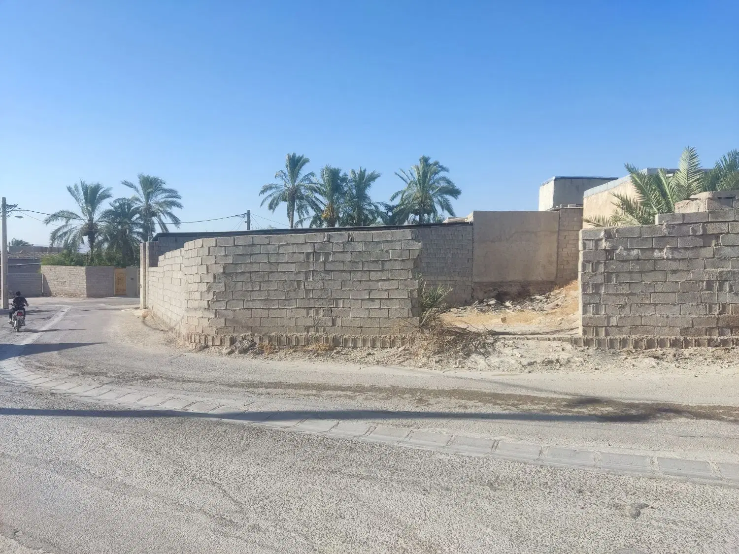 زمین دالکی موقعیت خوب