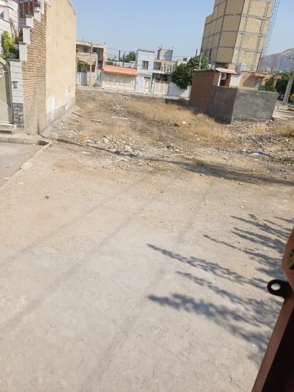 فروش یک قطعه زمین خوب برای ساخت و ساز ۲۵۰ متر
