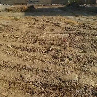 زمین مسکونی بر ۲۰ متری